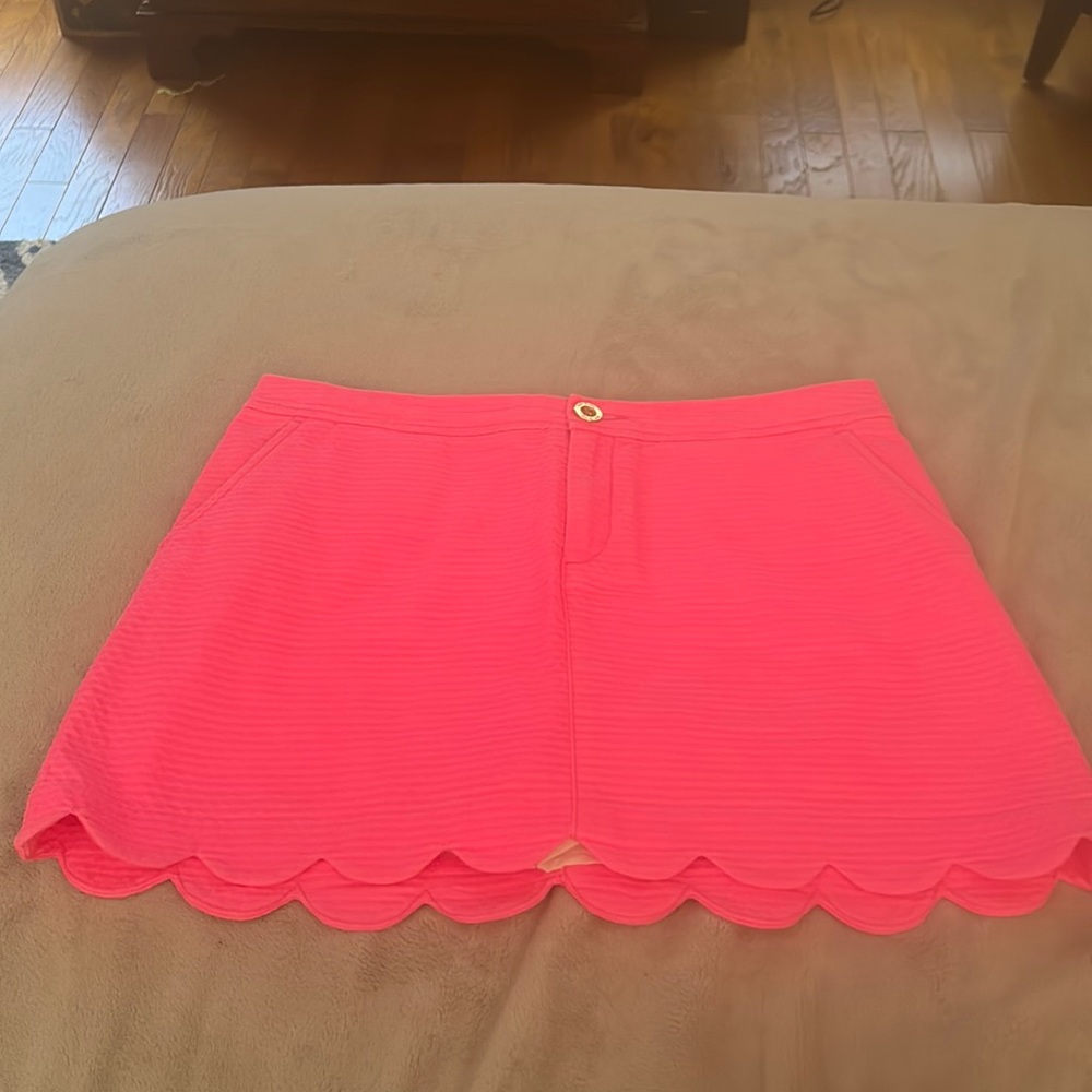 Lilly Pulitzer bright pink skirt/ skort